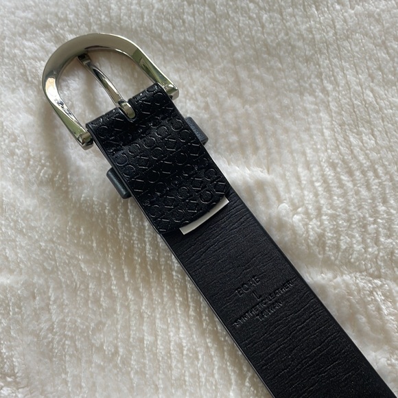 Black and Silver Calvin Klein Belt - Picture 4 of 5